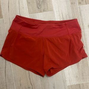 Women’s Lulu Low Rise Short 2.5”